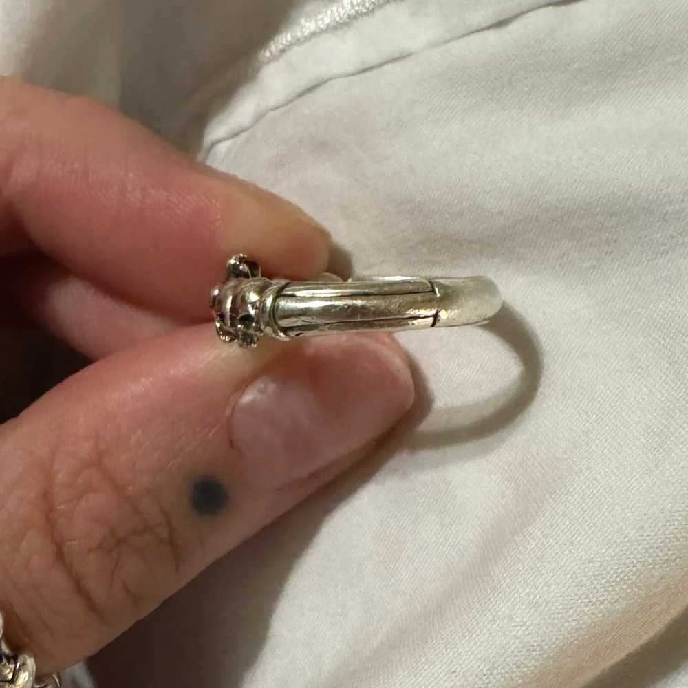 Etah Love Kiss of Death Ring Size 9